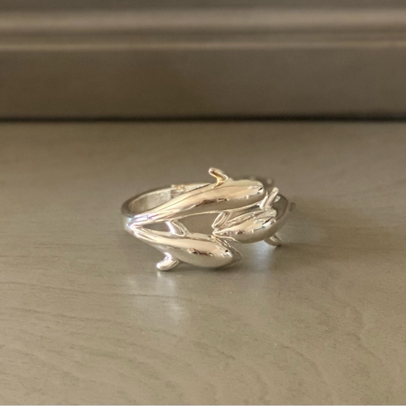 Silver dolphin bracelet - Picture 1 of 8